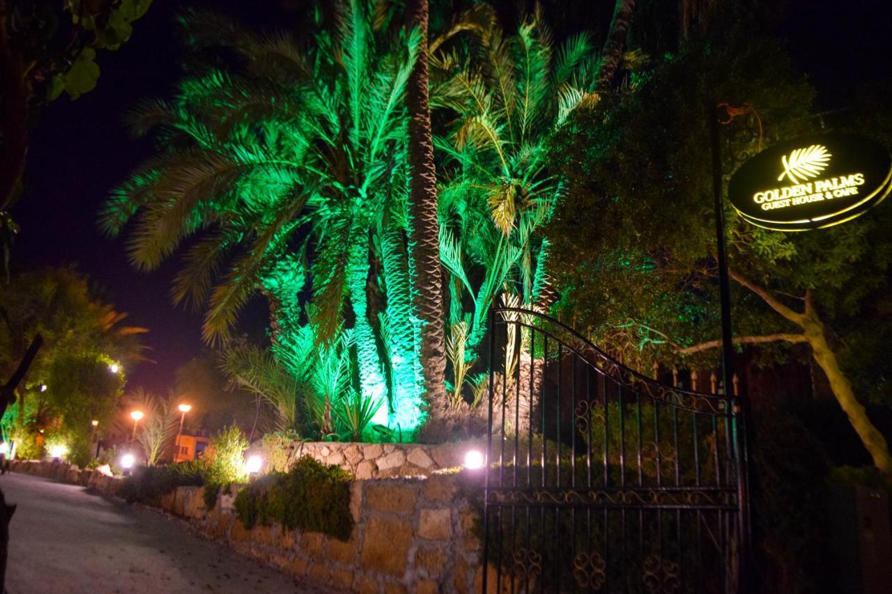 פמגוסטה Golden Palms Guest House & Cafe מראה חיצוני תמונה